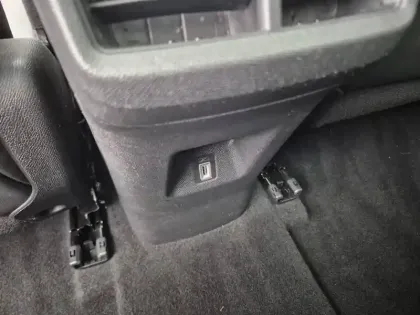 Photo 38 Citroën C5 aircross  Hybride Rechargeable 225 e-EAT8