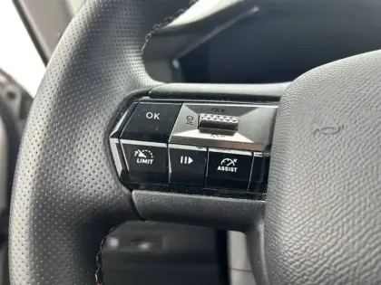 Photo 17 DS DS 4  Hybride E-Tense 225 EAT8