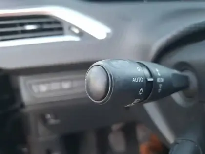 Photo 19 Peugeot 2008  PureTech 110ch S&S BVM6