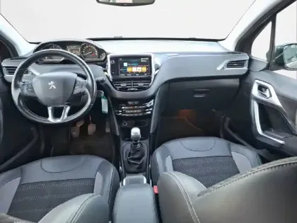 Photo 7 Peugeot 2008  PureTech 110ch S&S BVM6