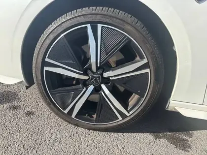 Photo 12 Peugeot 308  PHEV 180 e-EAT8