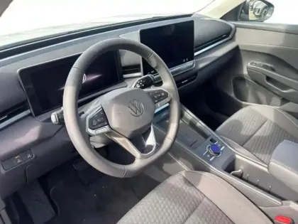 Photo 8 Volkswagen T-roc FL NOUVEAU NF 1.5 ETSI HYBRID 116CH D