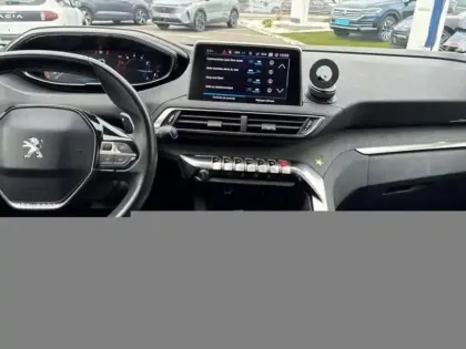 Photo 6 Peugeot 3008 1.2 Puretech 130ch S&S EAT6 Allure