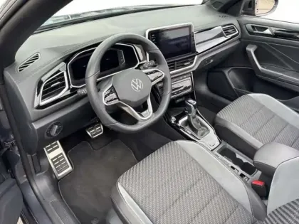 Photo 18 Volkswagen T-roc Cabriolet 1.5 TSI EVO 150 Start/Stop DSG7 R-Line
