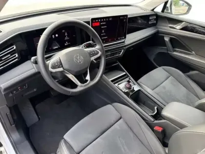 Photo 8 Volkswagen Tiguan 1.5 eHybrid 272ch DSG6 Elegance