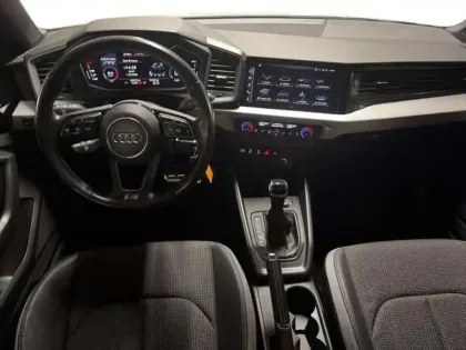 Photo 7 Audi A1 35 TFSI 150 ch S tronic 7 S line