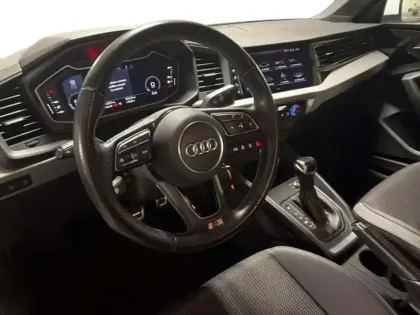 Photo 18 Audi A1 35 TFSI 150 ch S tronic 7 S line