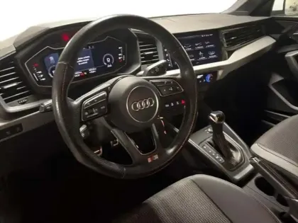 Photo 8 Audi A1 35 TFSI 150 ch S tronic 7 S line