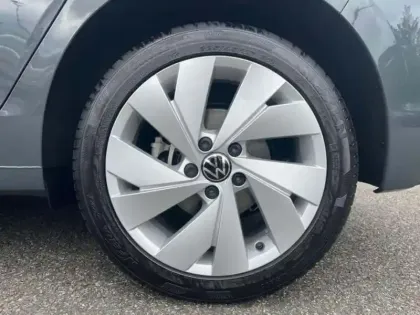 Photo 5 Volkswagen Golf 1.5 eHybrid 204 DSG6 Life Plus
