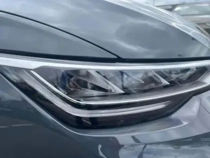 Photo 7 Volkswagen Golf 1.5 eHybrid 204 DSG6 Life Plus