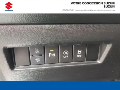 Photo 13 Suzuki Swift  1.2 Dualjet Hybrid 83ch Privilège AllGrip