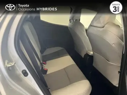 Photo 6 Toyota Yaris  116h Iconic 5p MY22