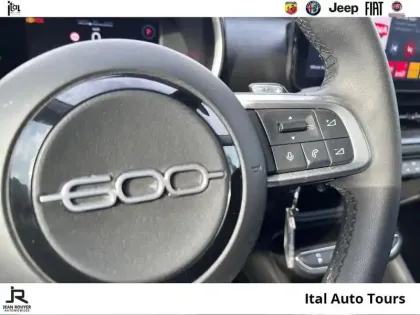 Photo 11 Fiat 600  1.2 Hybrid Turbo 110ch Pop eDCT6