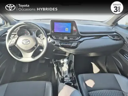 Photo 7 Toyota C-HR  2.0 Hybride 184ch Design Ultimate E-CVT