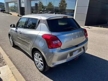 Photo 7 Suzuki Swift  1.2 Dualjet Hybrid 83ch Privilège