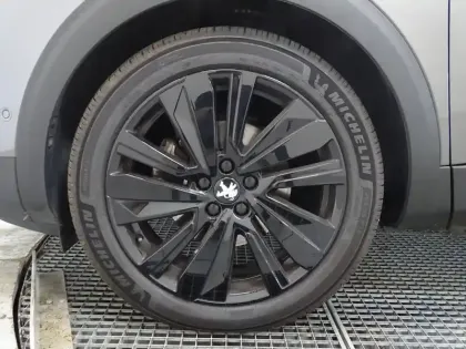 Photo 9 Peugeot 3008  1.5 BlueHDi 130ch S&S GT EAT8