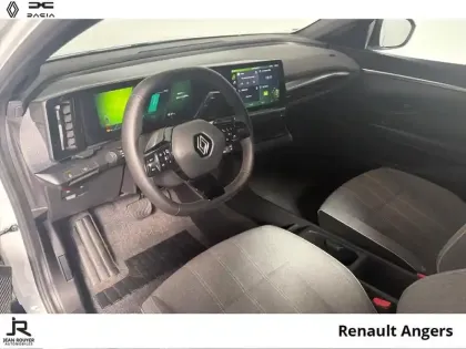 Photo 14 Renault Megane  E-Tech Electric 130ch Equilibre autonomie urbaine -24