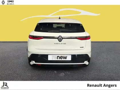 Photo 11 Renault Megane  E-Tech Electric 130ch Equilibre autonomie urbaine -24