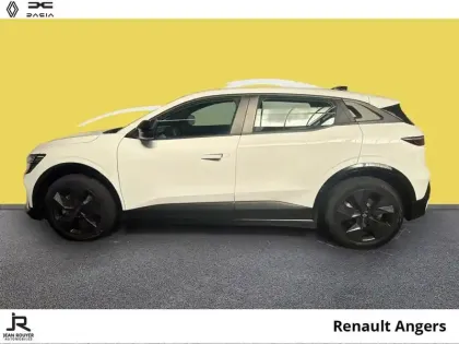 Photo 9 Renault Megane  E-Tech Electric 130ch Equilibre autonomie urbaine -24