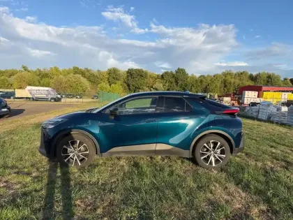 Photo 8 Toyota C-HR  1.8 Hybride 140ch Design NG23