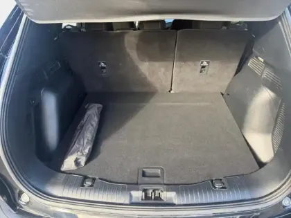 Photo 8 Ford Kuga  2.5 Duratec 180ch Hybrid FlexiFuel Titanium Business Powershift