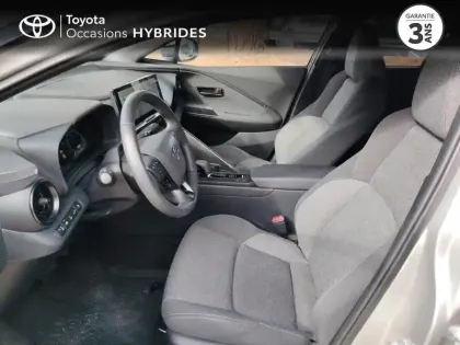 Photo 10 Toyota C-HR  2.0 Hybride Rechargeable 225ch Graphic MY26