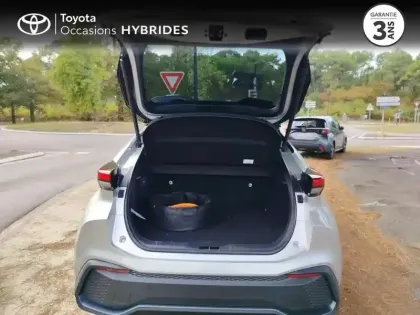 Photo 9 Toyota C-HR  2.0 Hybride Rechargeable 225ch Graphic MY26