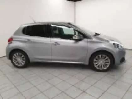 Photo 6 Peugeot 208  1.2 PureTech 82ch E6.c Allure 5p