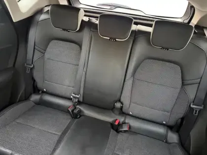 Photo 13 Renault Captur  1.6 E-Tech hybride 145ch Techno