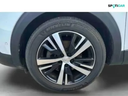 Photo 10 Peugeot 3008  1.2 PureTech 130ch S&S Allure