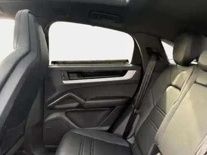 Photo 8 Porsche Cayenne  Coupé 3.0 V6 470ch E-Hybrid