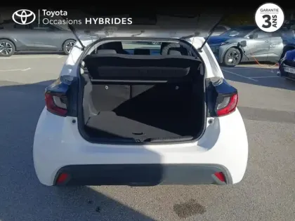 Photo 24 Toyota Yaris  116h Dynamic 5p MC24