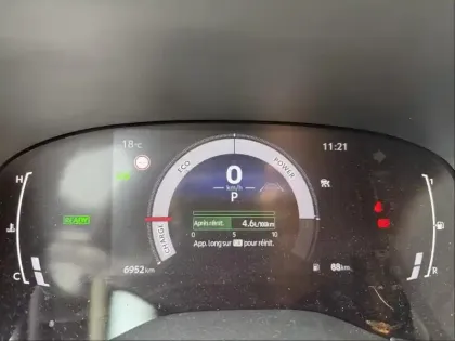 Photo 12 Toyota Aygo X  116h Graphic