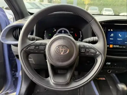 Photo 10 Toyota Aygo X  116h Graphic