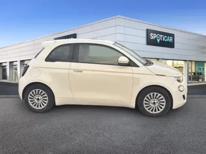 Photo 27 Fiat 500  e 95ch MY23 BERLINE 23.8 KWH