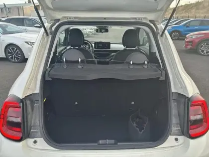 Photo 20 Fiat 500  e 95ch MY23 BERLINE 23.8 KWH