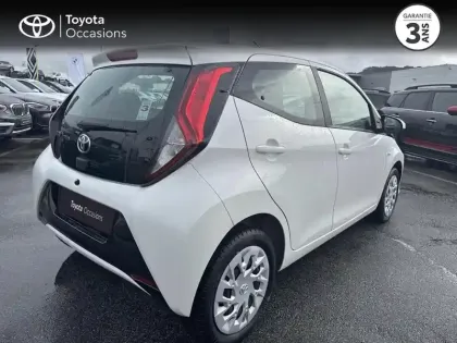 Photo 8 Toyota Aygo  1.0 VVT-i 72ch x-play 5p MY20