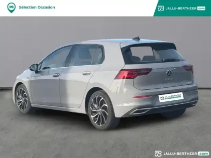 Photo 17 Volkswagen Golf  1.5 eTSI OPF 150ch Style DSG7