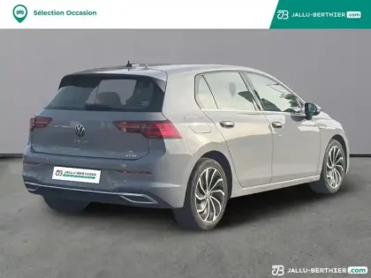 Photo 18 Volkswagen Golf  1.5 eTSI OPF 150ch Style DSG7