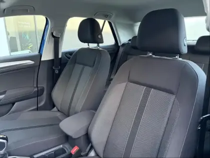 Photo 12 Volkswagen T-roc  1.0 TSI 110ch Life