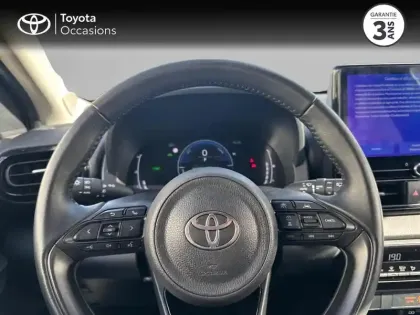 Photo 12 Toyota Yaris  116h Design 5p MY22