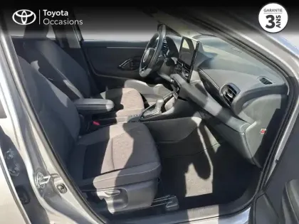 Photo 5 Toyota Yaris  116h Design 5p MY22