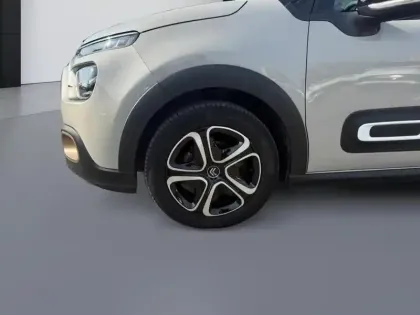 Photo 8 Citroën C3  1.2 PureTech 83ch S&S C-Series 123g