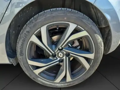 Photo 14 Renault Clio  1.6 E-Tech hybride 145ch Engineered