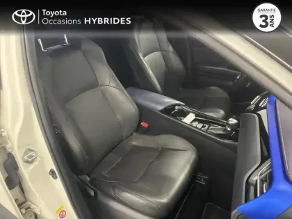 Photo 5 Toyota C-HR  122h Graphic 2WD E-CVT RC18