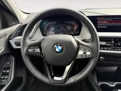 Photo 5 BMW Serie 1 Série 1 116iA 109ch Business Design DKG7