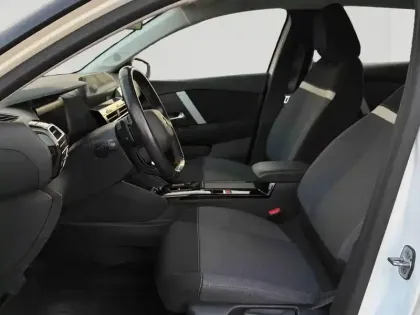 Photo 10 Citroën C4  PureTech 130ch S&S Feel EAT8