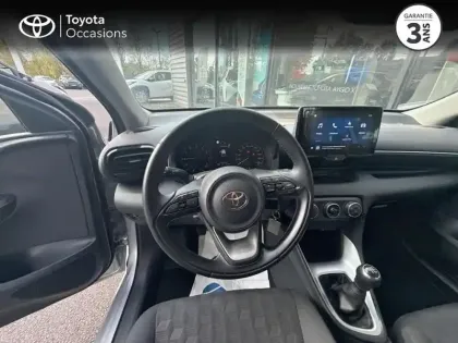 Photo 8 Toyota Yaris  120 VVT-i Dynamic 5p MY22