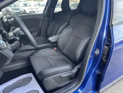 Photo 7 Renault Clio V Esprit Alpine E-Tech full hybrid 145 -24