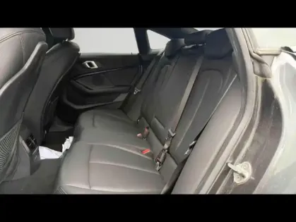 Photo 10 BMW Serie 2 218dA 150ch M Sport BVA8 Suréquipée